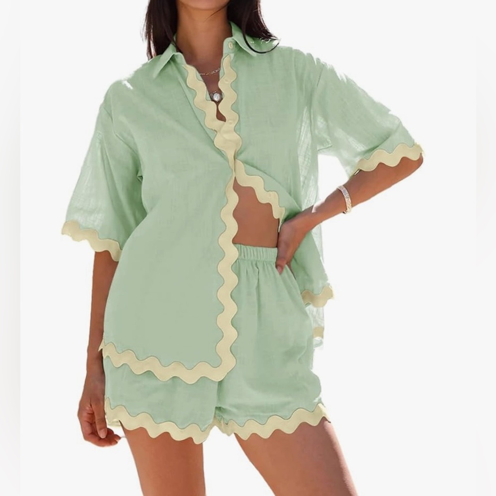 SET Ric Rac top shorts set short sleeve button up EUC S-M